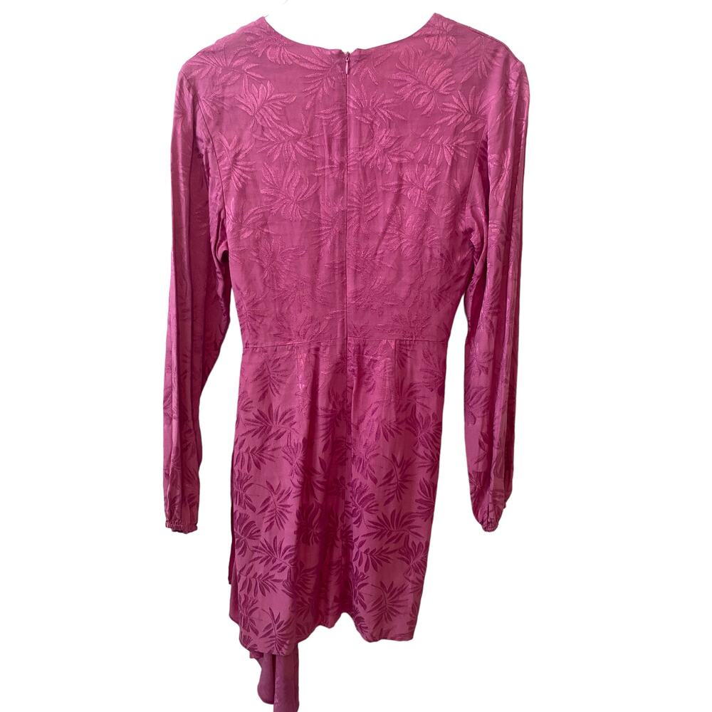 WAYF ATTINA FAUX WRAP DRESS SIZE SMALL - Picture 4 of 11